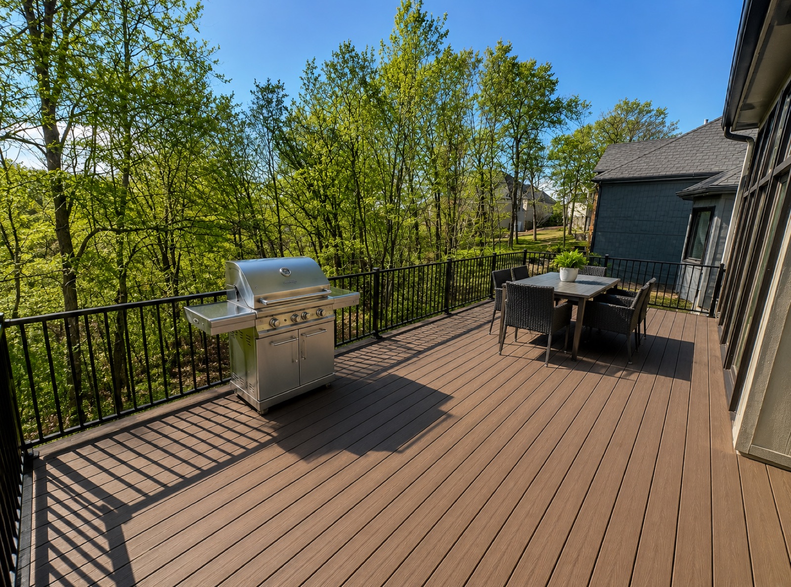 Enhance Your Home with Custom Outdoor Areas
